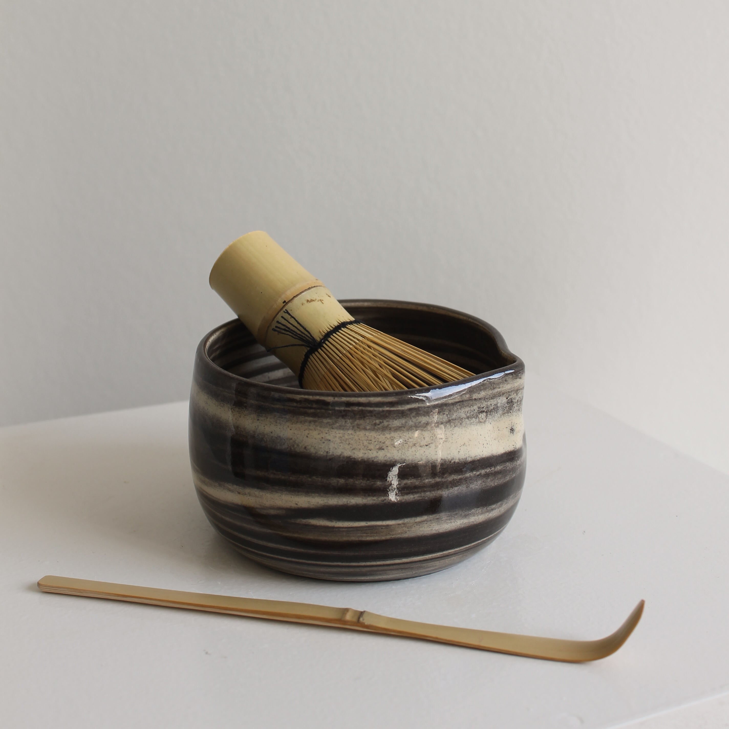 ZWARTE MARBLE MATCHA BOWL