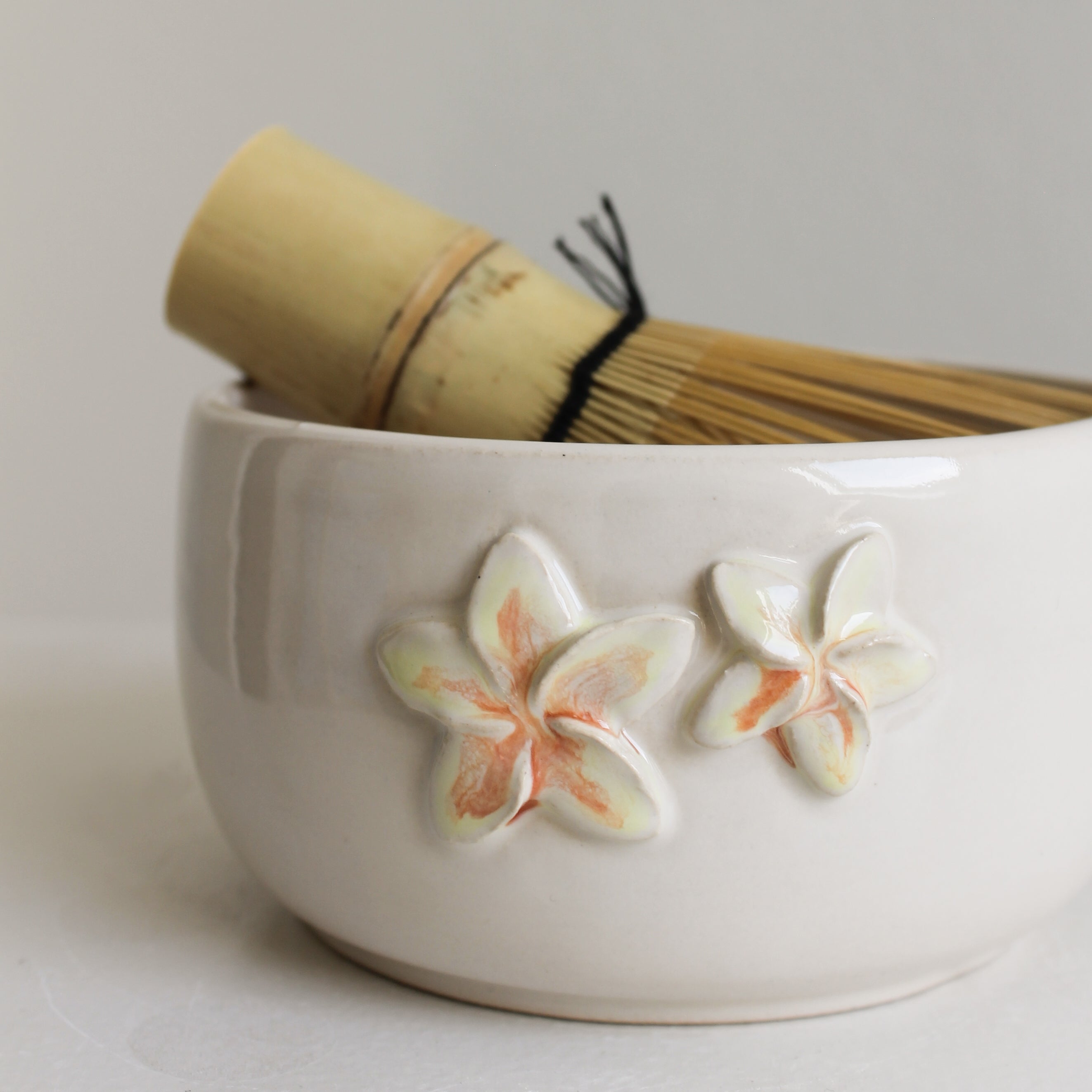 DOUBLE FLOWER MATCHA BOWL